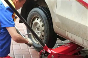 玛纳斯附近拖车24小时服务热线电话